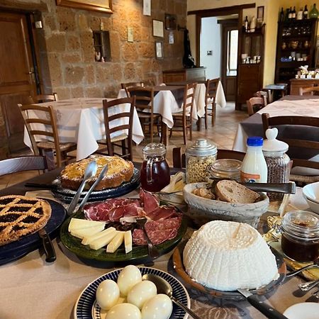 Bio Agriturismo Aia Del Tufo Sorano  Exteriör bild