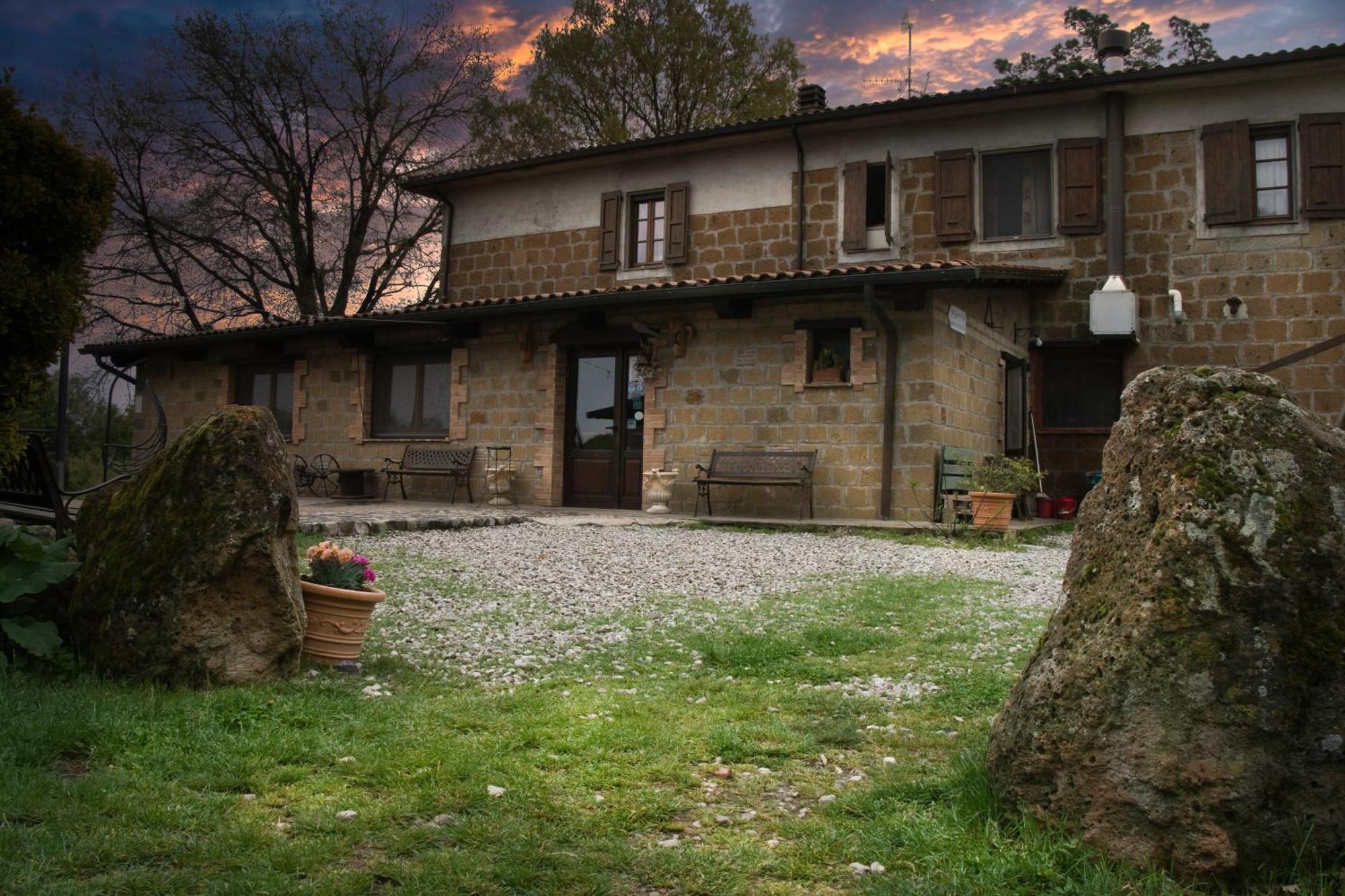 Bio Agriturismo Aia Del Tufo Sorano  Exteriör bild